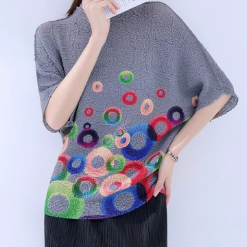 Women's Circle Graphic Print Batwing Sleeve Cri...