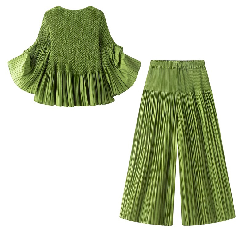 Olive Green Pleated 34 Sleeve Top and Pants Two-Piece Set (3).jpg