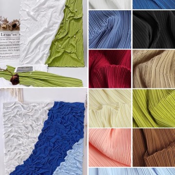 Hand-Pleated Texture Canvas: DIY Wrinkle Art for Wedding Backdrops & Statement Wall Installations