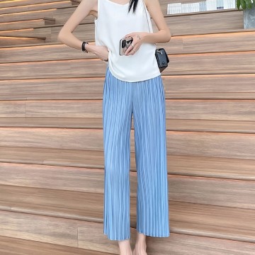 Pleated Straight-Leg Trousers with Structured Grace