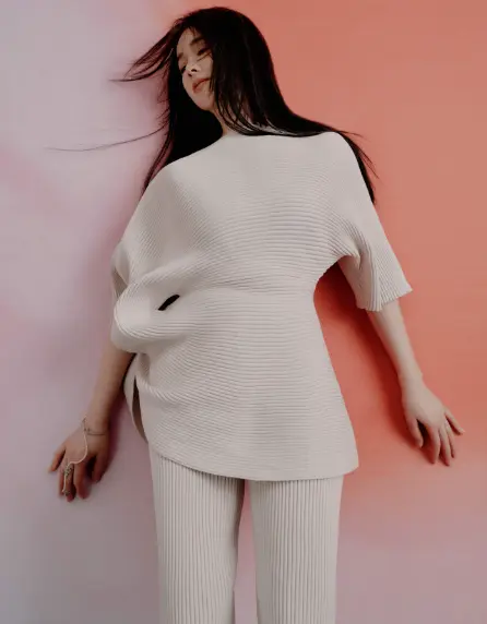 Discover the Fascinating Origins of Pleated Clothing Styles